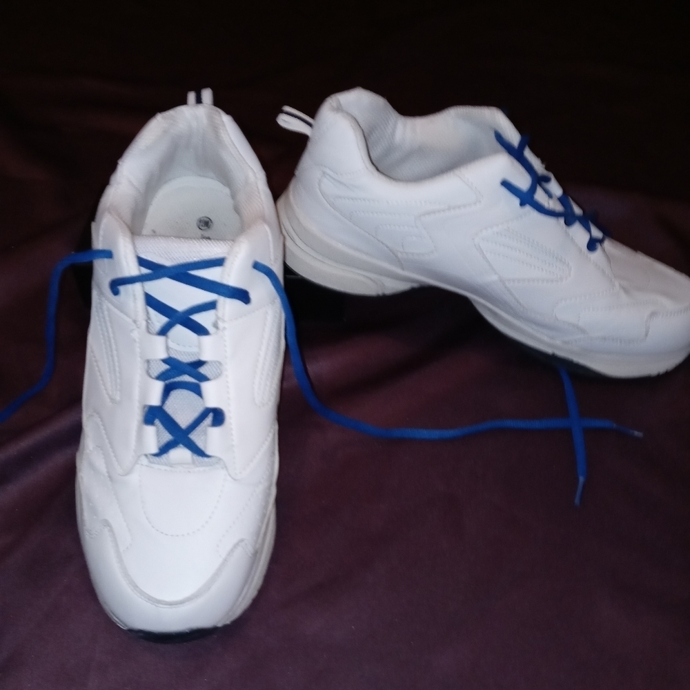 Samuel Joseph size 13W